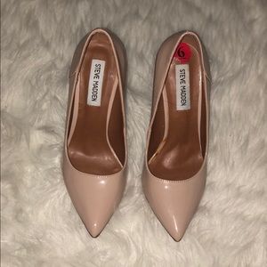 STEVE MADDEN PALLASS BEIGE PUMPS